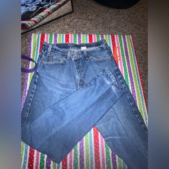 Jeans - Picture 2 of 3